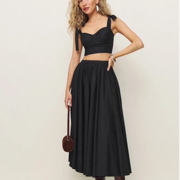 Reformation Magnolia Two Piece Black - Size 2 - Picture 1 of 3